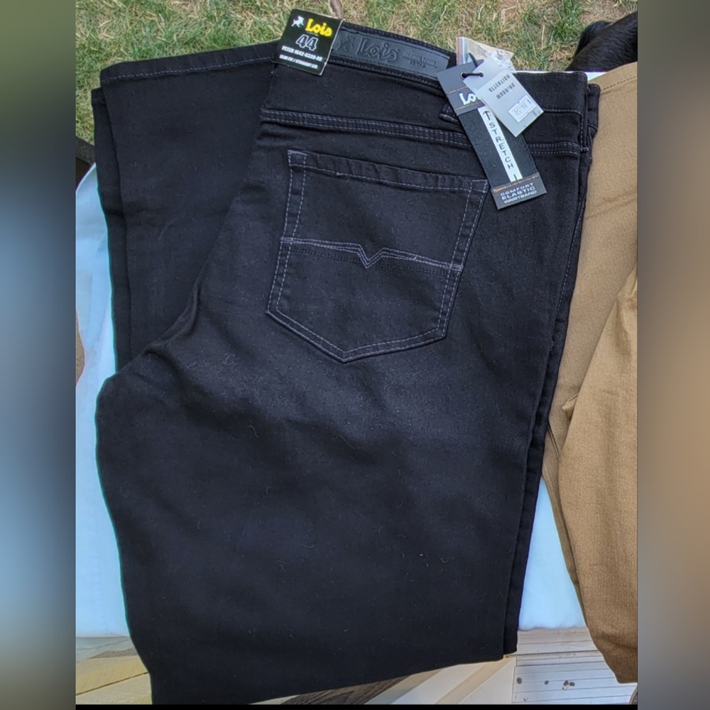 Men's Slim Black Lois Jeans With Stretch      33 Inch Inseam  3 Sizes